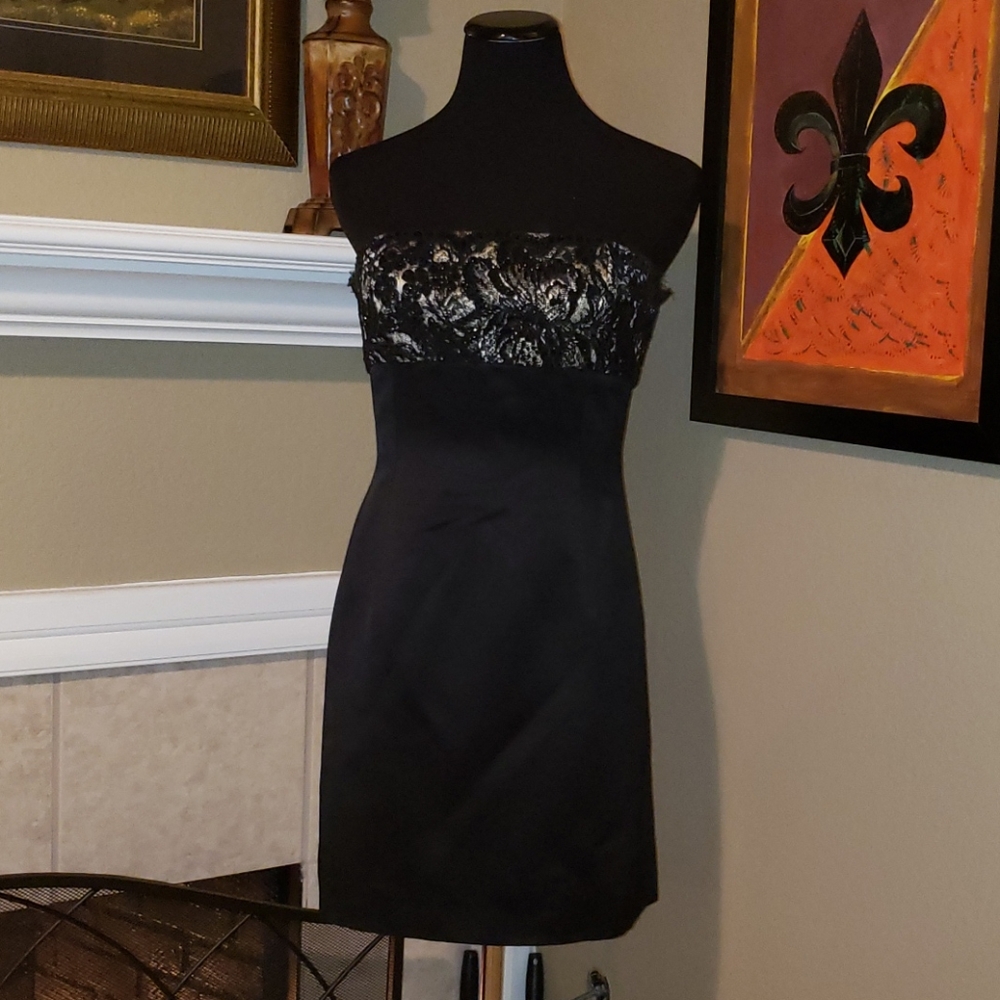 Carmen Marc Valvo Signature